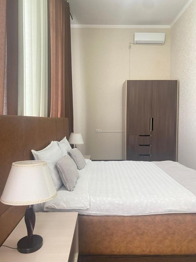 Caravan Hotel Karakol Extérieur photo