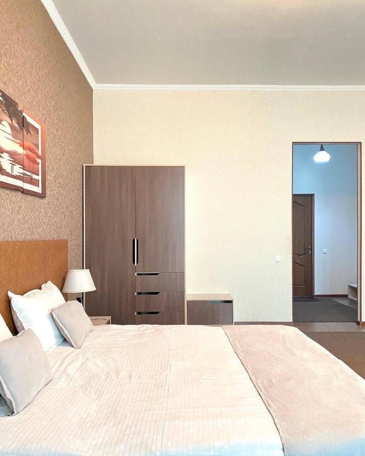 Caravan Hotel Karakol Extérieur photo