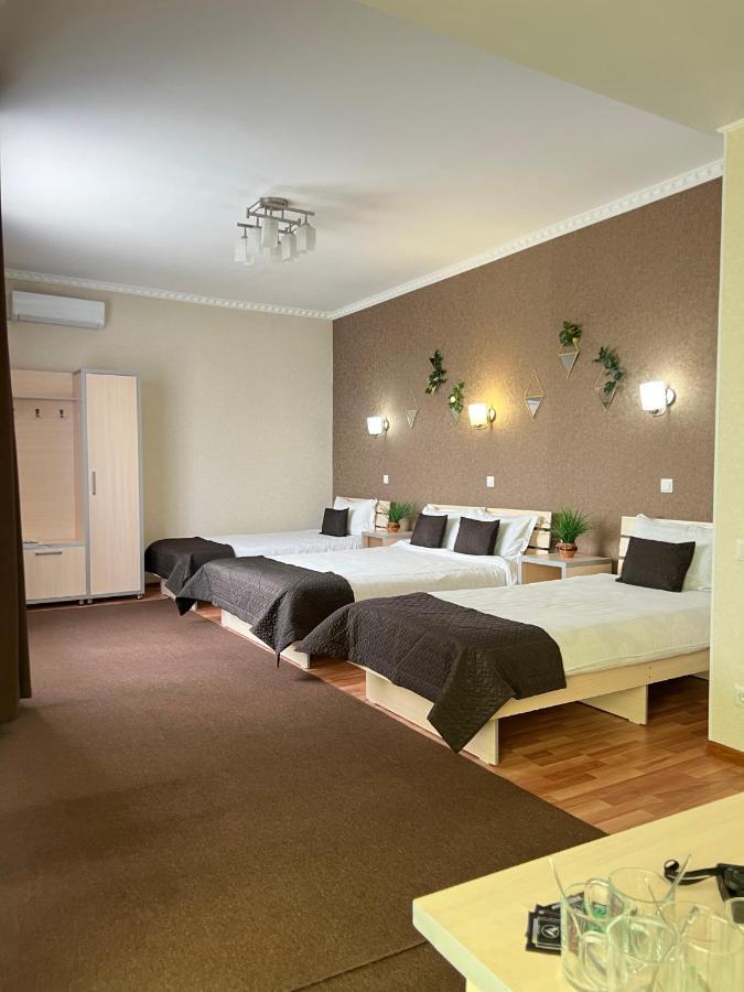 Caravan Hotel Karakol Extérieur photo